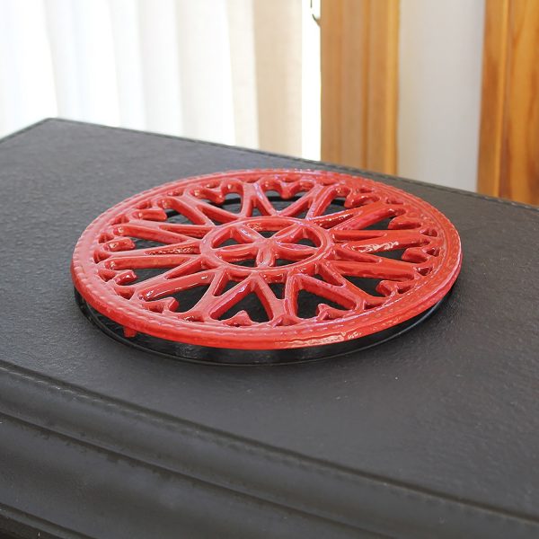 Red SunburstTrivet by Minuteman - Image 3