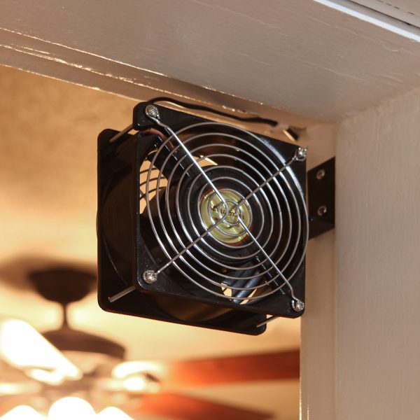 Room to Room Doorway Fan by Minuteman - Image 4
