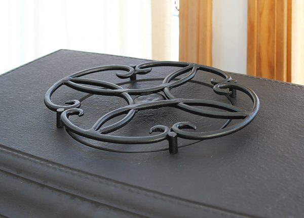 Clover Wrought Iron Trivet by Minuteman - Image 3